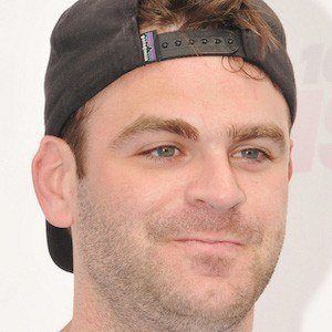 Alex Pall's voice - Text to Speech AI