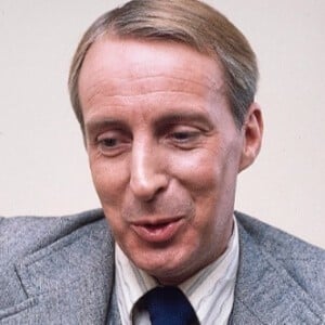 Ian Richardson's voice - Text to Speech AI