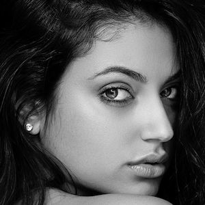 Inanna Sarkis's voice - Text to Speech AI