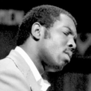 Voz de James Williams - Text to Speech