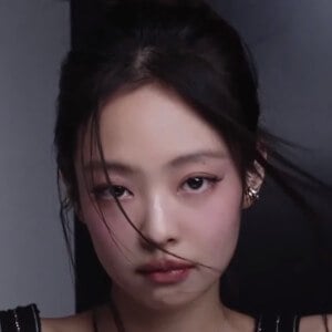 Jennie Kim's voice - Text to Speech AI