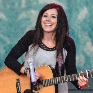 Kari Jobe's voice - Text to Speech AI