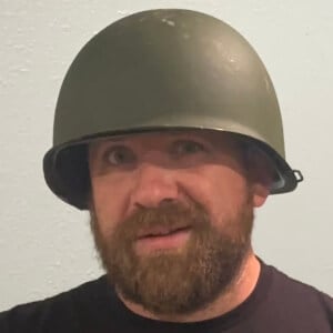 Kommander Karl's voice - Text to Speech AI