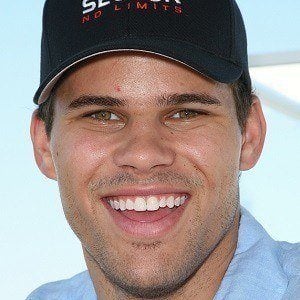 Kris Humphries's voice - Text to Speech AI