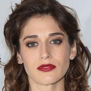 Lizzy Caplan's voice - Text to Speech AI