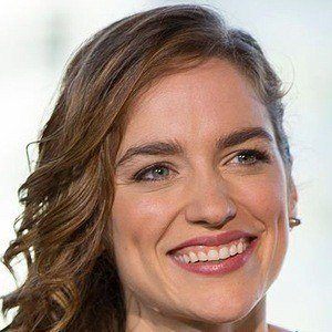 Melanie Scrofano's voice - Text to Speech AI