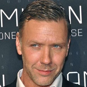 Mikael Persbrandt's voice - Text to Speech AI