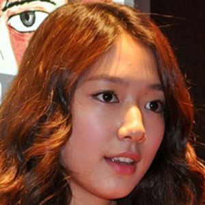 Park Shin-hye's voice - Text to Speech AI