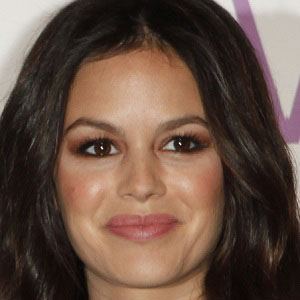 Rachel Bilson's voice - Text to Speech AI