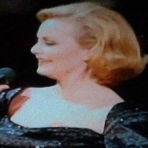 Rocio Dúrcal's voice - Text to Speech AI