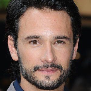 Rodrigo Santoro's voice - Text to Speech AI