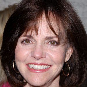 Sally Field's voice - Text to Speech AI