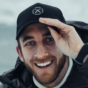 Sam Newton's voice - Text to Speech AI