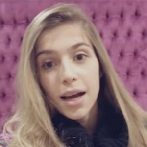 Abril Sánchez's voice - Text to Speech AI