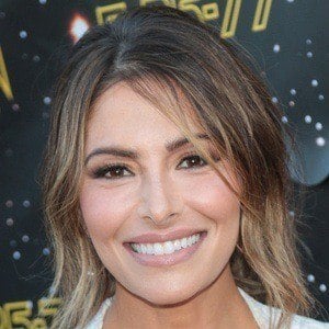 Sarah Shahi's voice - Text to Speech AI