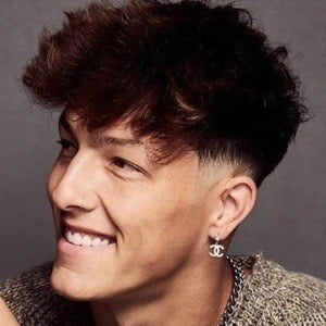 Tayler Holder's voice - Text to Speech AI