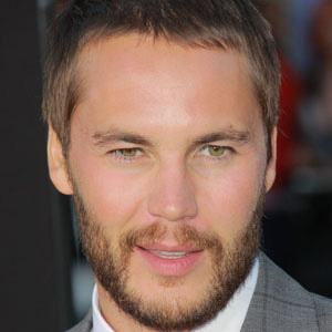 Taylor Kitsch's voice - Text to Speech AI