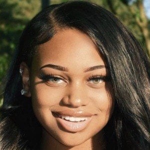 Ashleigh Summers's voice - Text to Speech AI