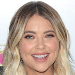 Ashley Benson's voice - Text to Speech AI