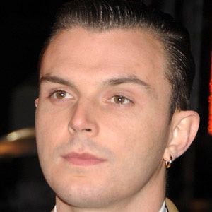 Theo Hutchcraft's voice - Text to Speech AI