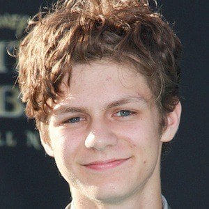 Ty Simpkins's voice - Text to Speech AI