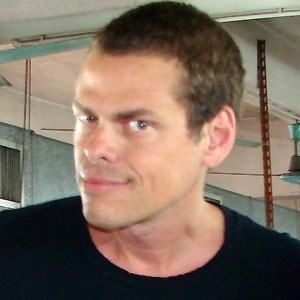 Vince Offer's voice - Text to Speech AI