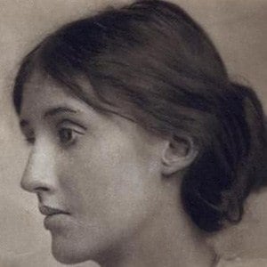 Virginia Woolf's voice - Text to Speech AI