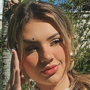 Vivi Wanderley's voice - Text to Speech AI