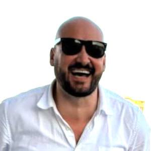 Bald and bankrupt's voice - Text to Speech AI