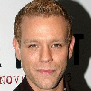 Adam Pascal's voice - Text to Speech AI