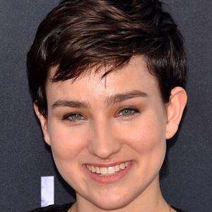 Bex Taylor-Klaus's voice - Text to Speech AI
