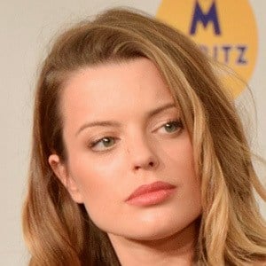 Adriana Torrebejano's voice - Text to Speech AI