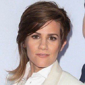 Cameron Esposito's voice - Text to Speech AI