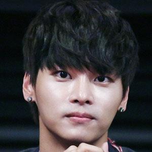 Cha Hak-yeon's voice - Text to Speech AI