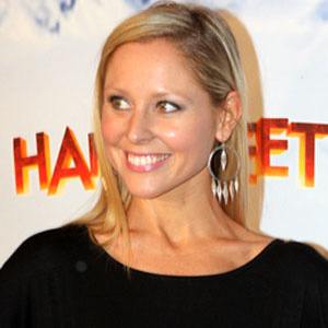 Charli Robinson's voice - Text to Speech AI