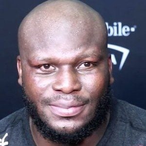 Derrick Lewis's voice - Text to Speech AI