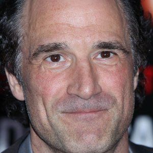 Elias Koteas's voice - Text to Speech AI