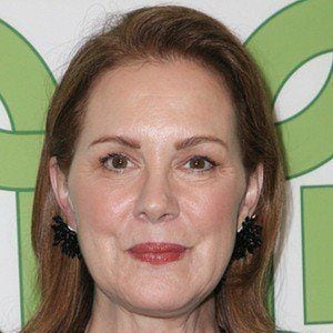 Elizabeth Perkins's voice - Text to Speech AI