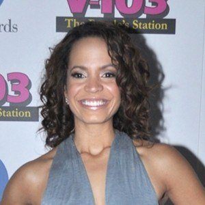 Elle Duncan's voice - Text to Speech AI