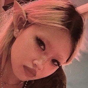 Voz de Beabadoobee - Text to Speech