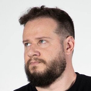 Diego Ruzzarin's voice - Text to Speech AI