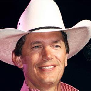 Voz de George Strait - Text to Speech