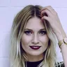 Carolin Niemczyk Pop Singer voice for text-to-speech