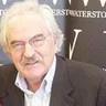 Des Lynam TV Show Host voice for text-to-speech