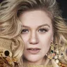 Kelly Clarkson Pop Singer voice for text-to-speech