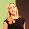 Kendra Scott Fashion Designer voice for text-to-speech