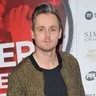 Tom Chaplin Rock Singer voice for text-to-speech